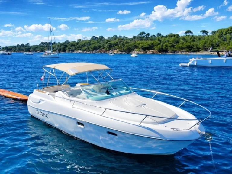 Hire Motorboat with or without skipper Jeanneau Cannes