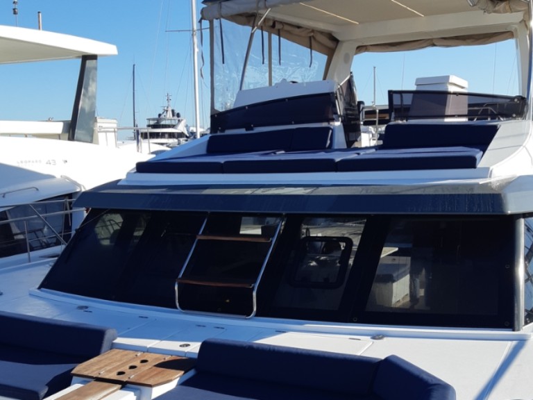 Yacht hire Ajaccio cheap Nautitech 47