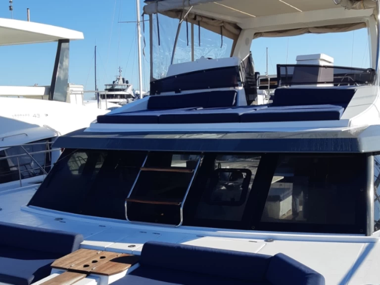 Yacht hire Ajaccio cheap Nautitech 47