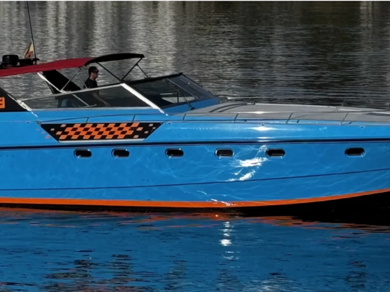 Motorboat to hire Marbella at the best price