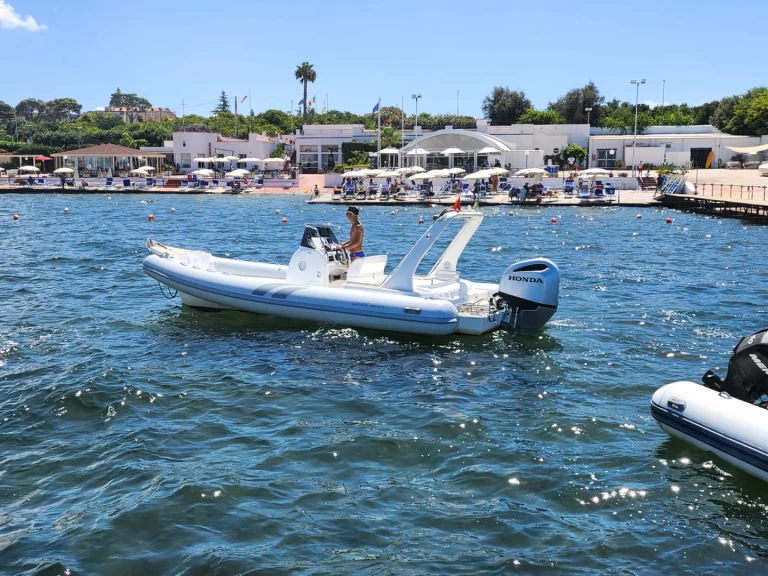 Hire RIB Colbac marine with a boat licence