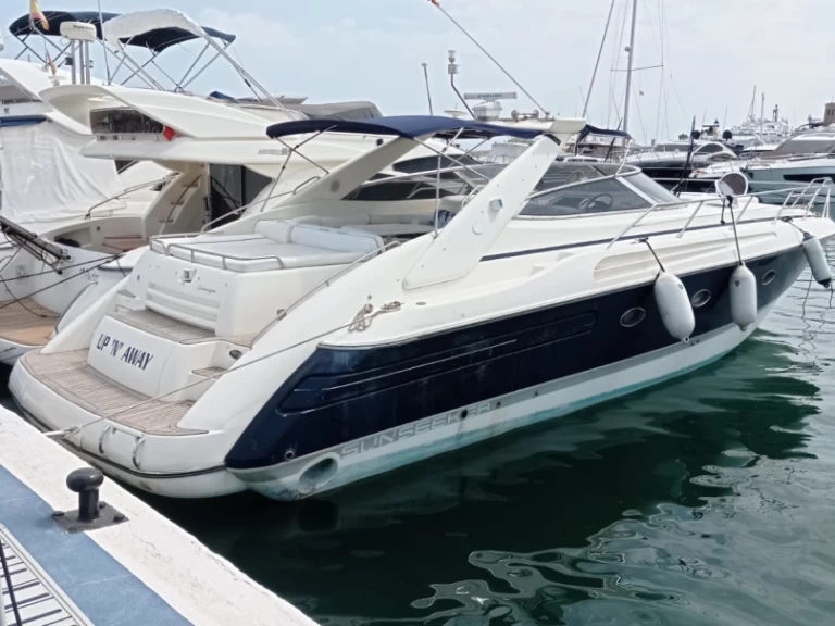 Yacht charter Spain - Sunseeker Camargue 51 on SamBoat