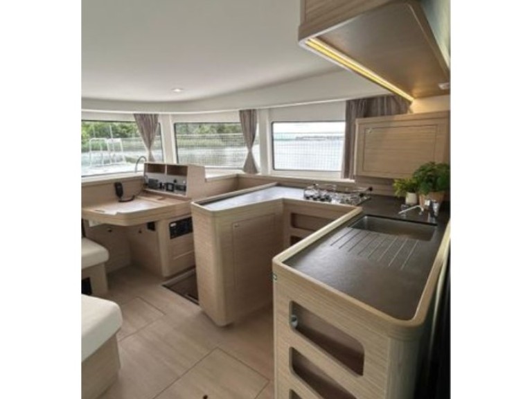 Lagoon Lagoon 42 charter bareboat or skippered in  Lefkáda