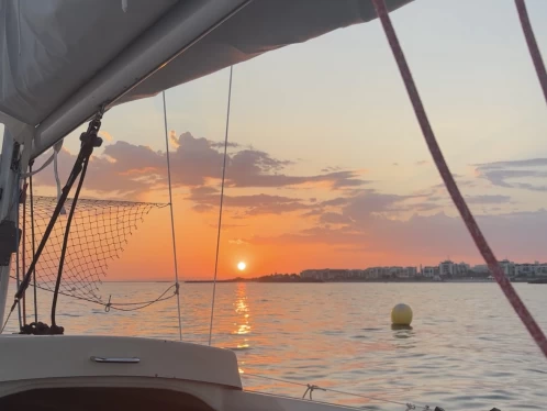 Bénéteau First 26 QR charter bareboat or skippered in  Le Cap d'Agde