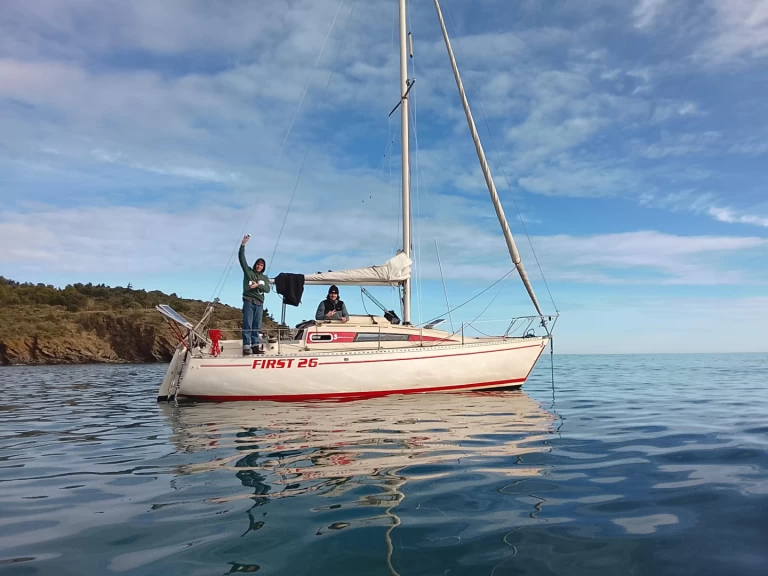 Charter a Bénéteau First 26 QR in Le Cap d'Agde on Samboat