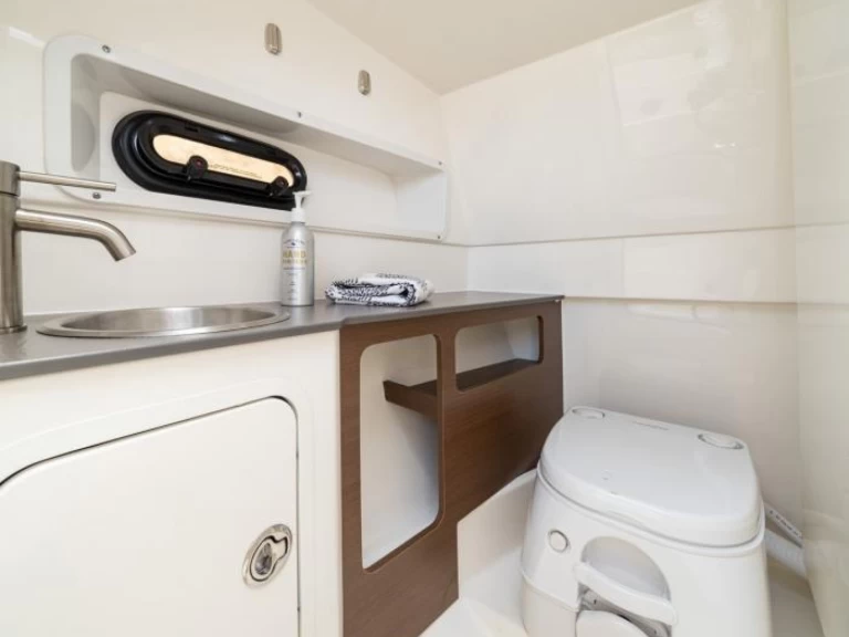 Hire Motorboat with or without skipper Sea Ray Cannes