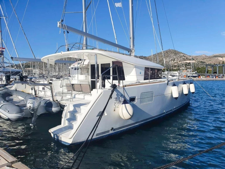 Lagoon Lagoon 40 charter bareboat or skippered in  Ta' Xbiex