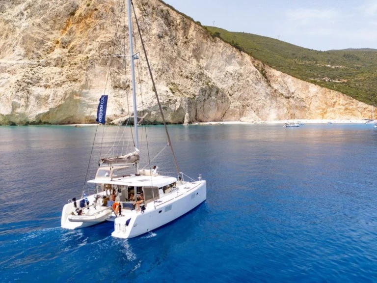 Yacht charter Ta' Xbiex - Lagoon Lagoon 40 on SamBoat