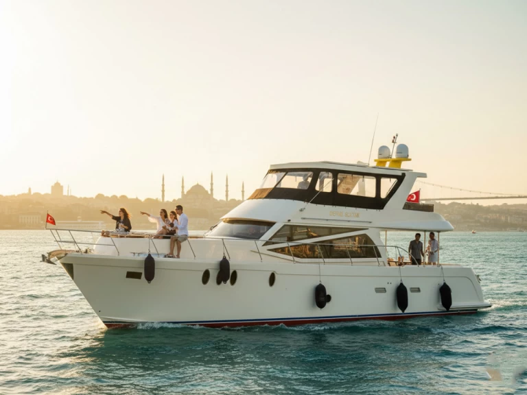 Charter a  Motoryacht in İstanbul on Samboat
