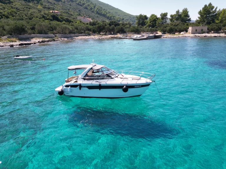 Hire a Bavaria Bavaria S30 Biograd na Moru