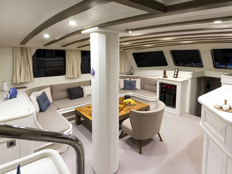 Sailboat to hire Marmaris at the best price