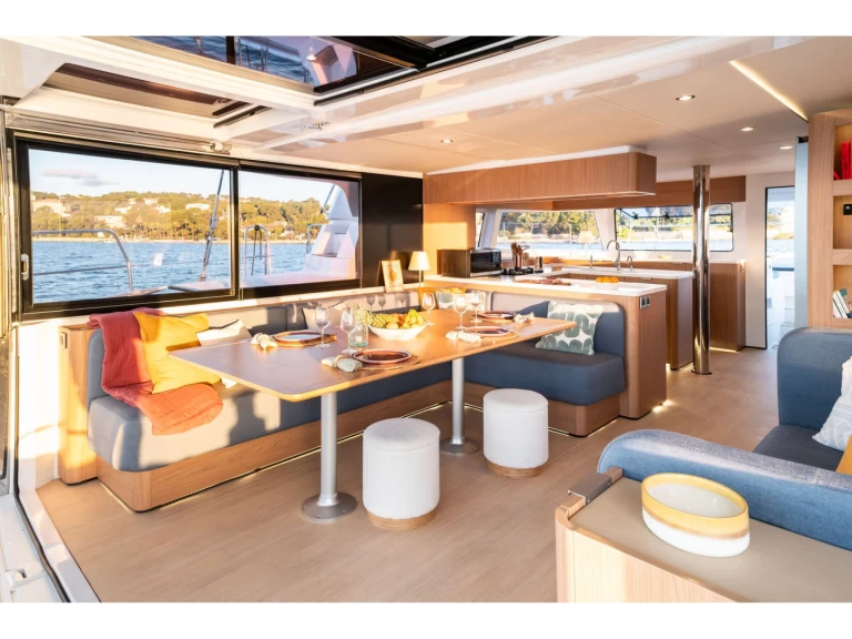 Yacht hire Lefkáda cheap Bali 5.2