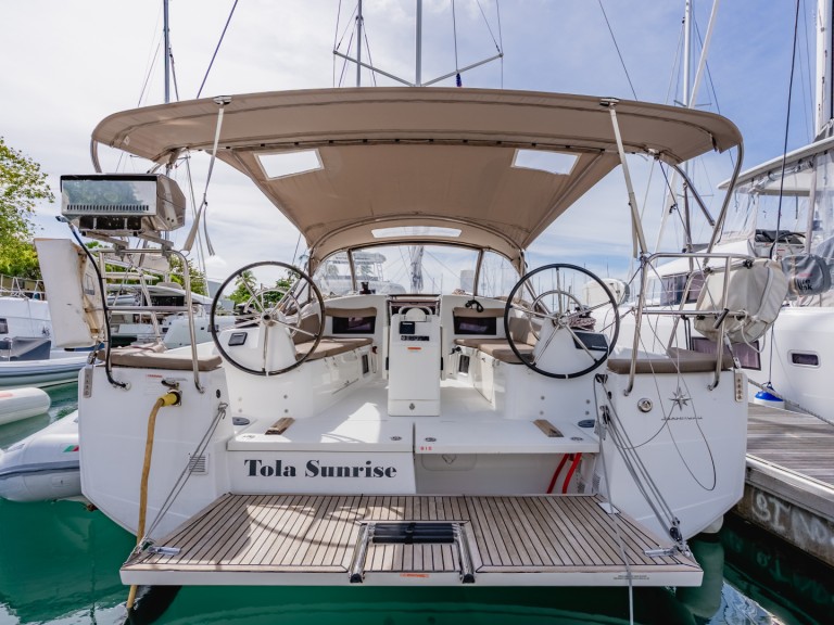 Sailboat hire in Road Town - Jeanneau Sun Odyssey 410
