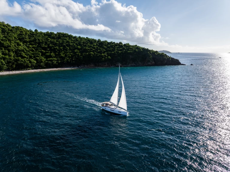 Hire a Jeanneau Sun Odyssey 440 Road Town