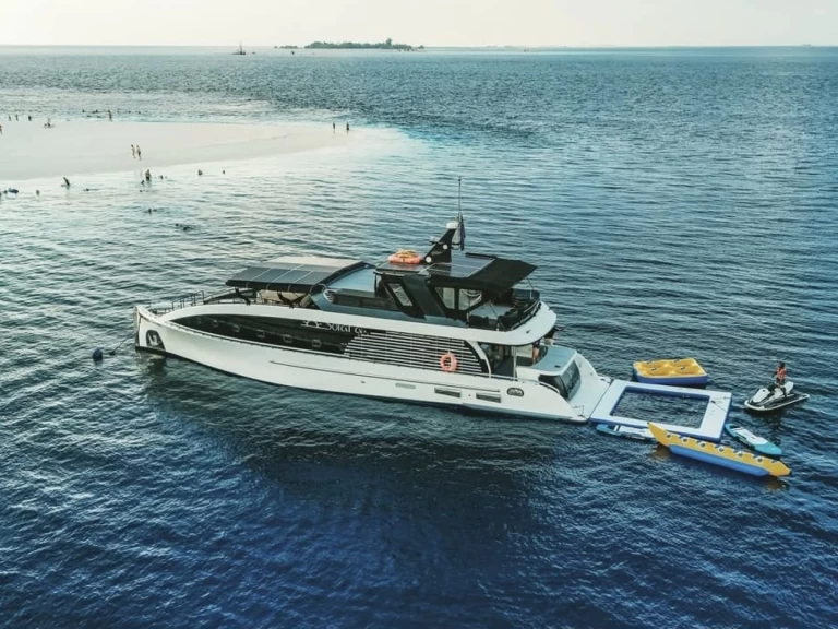 Charter a Custom Made 6HYM-WET in Hulhumale on Samboat