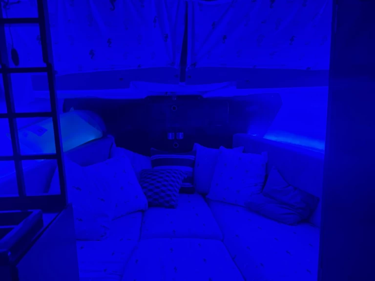 Charter a Rio Rio 680 Cabin in Torre Annunziata on Samboat