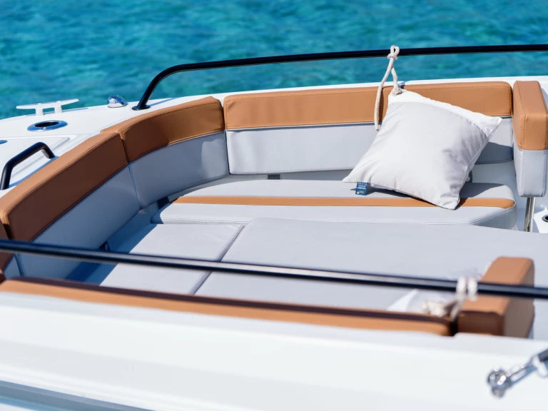 Hire Motorboat with or without skipper Bénéteau Mahón