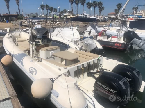 Hire RIB TECNO with a boat licence