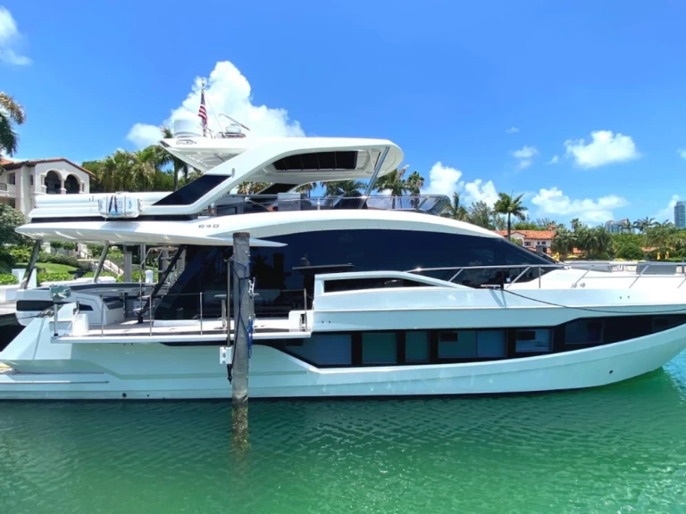 Luxury Yacht hire in Miami Beach - Galeon Galeon 640 Fly