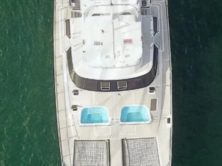 Charter a Twin Cat Twin Cat 73FT in Puntarenas on Samboat