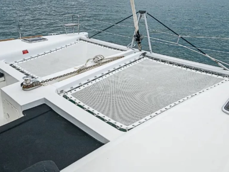 Yacht hire Key West cheap 450F