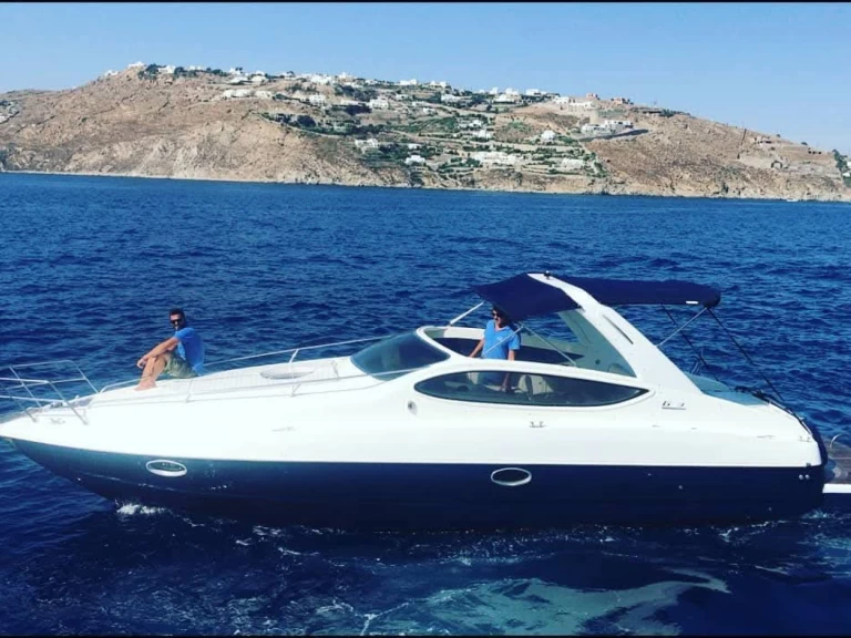 Motorboat to hire Vlychada at the best price