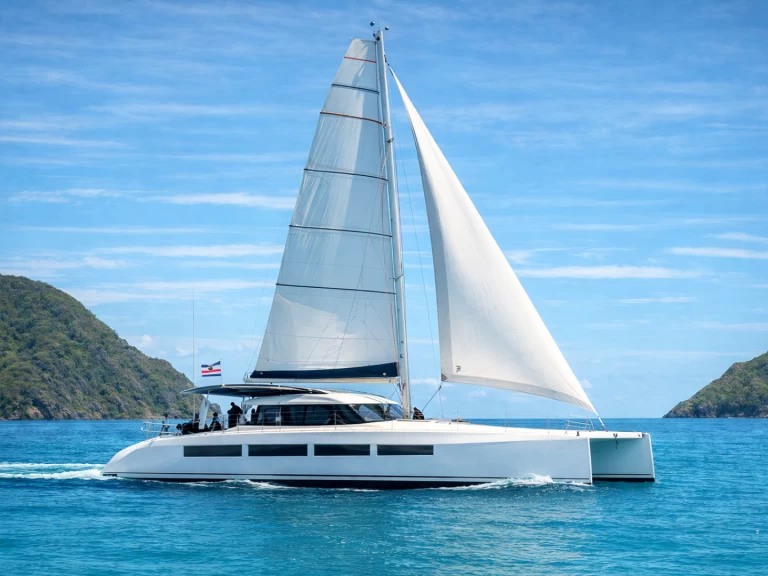Catamaran hire in Coco Bay - Lin Mar / Gold Coast Yachts Custom Catamaran 65