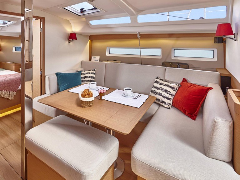 Yacht charter Lávrio - Jeanneau Sun Odyssey 440 on SamBoat