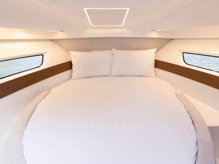 Hire Motorboat with or without skipper Jeanneau Phường Hiệp Bình Chánh