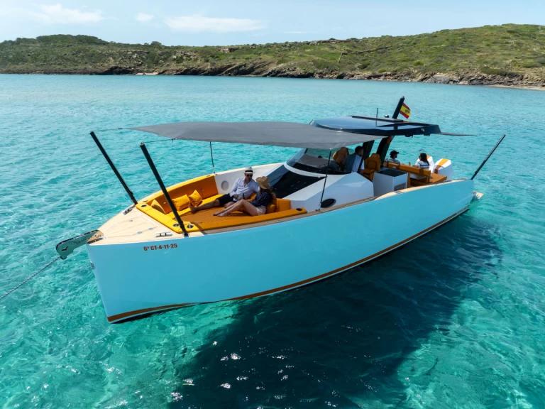 Motorboat hire in Mahón - Tesoro T40