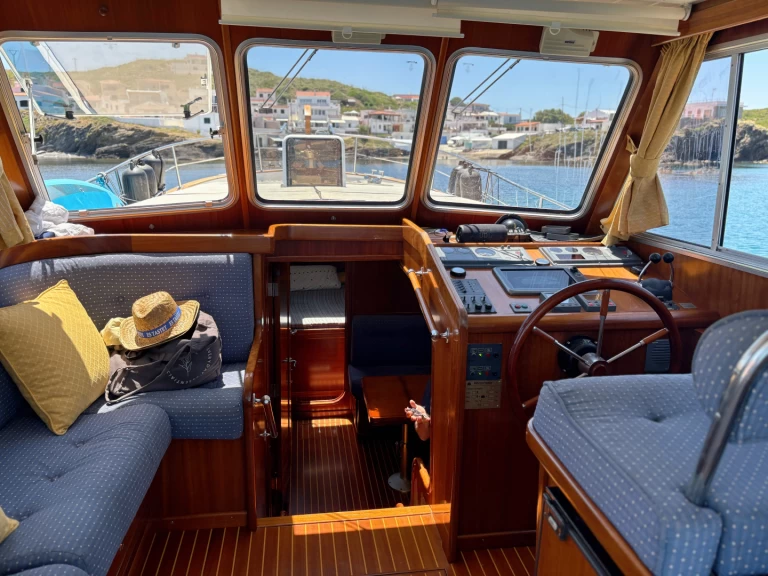 Menorquin-Yachts Menorquin Yachts 120 charter bareboat or skippered in  Mahón