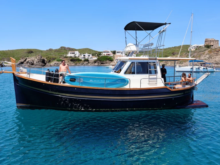 Hire a Menorquin-Yachts Menorquin Yachts 120 Mahón