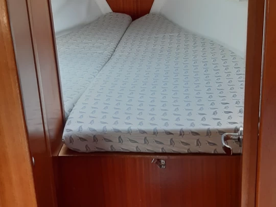 Hire Sailboat Dufour with a boat licence