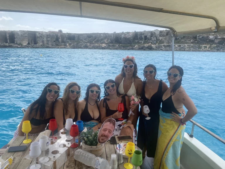 Motorboat to hire Porto turistico Marsala at the best price