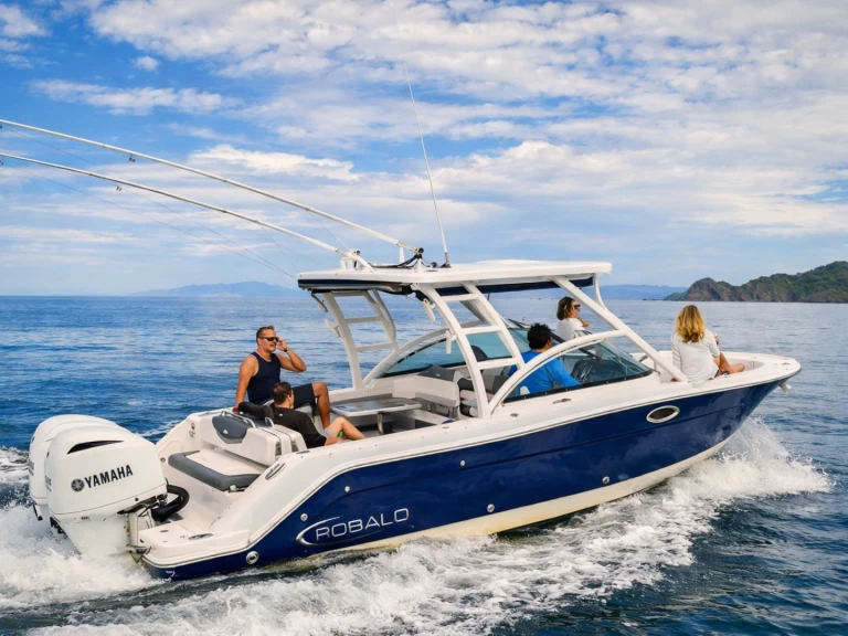 Motorboat to hire Coco Bay at the best price