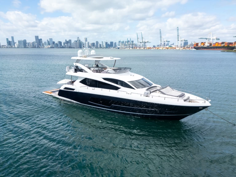 Yacht hire Miami Beach cheap 80 Yacht