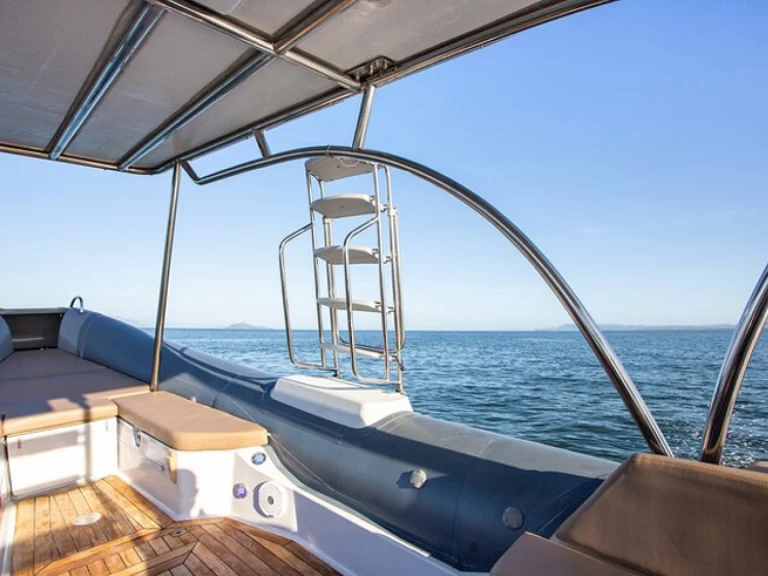 Hire RIB with or without skipper Zodiac Coco Bay