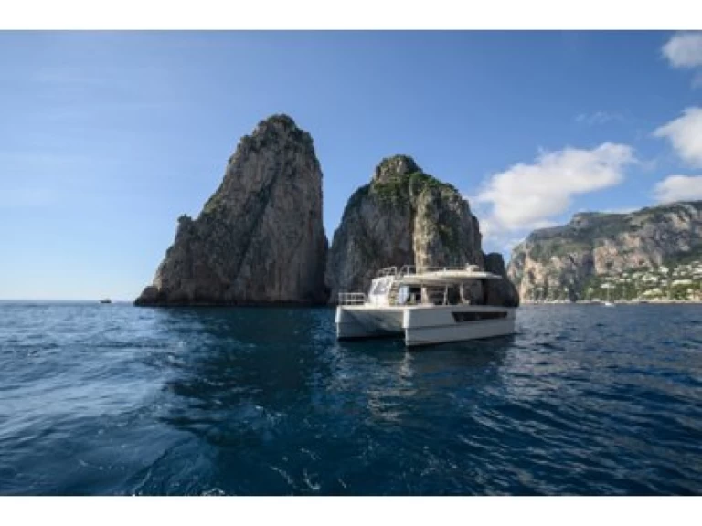 Hire Catamaran Seabus with a boat licence