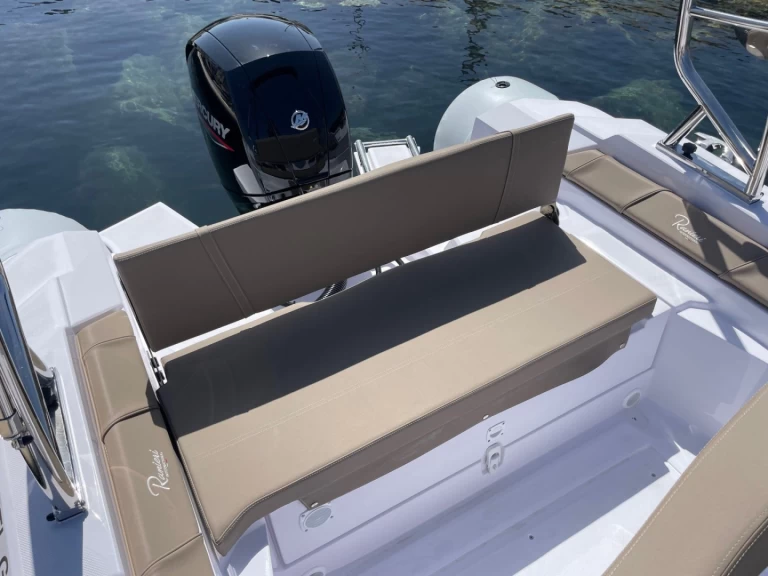 Yacht hire Cavalaire-sur-Mer cheap Cayman 21 Sport