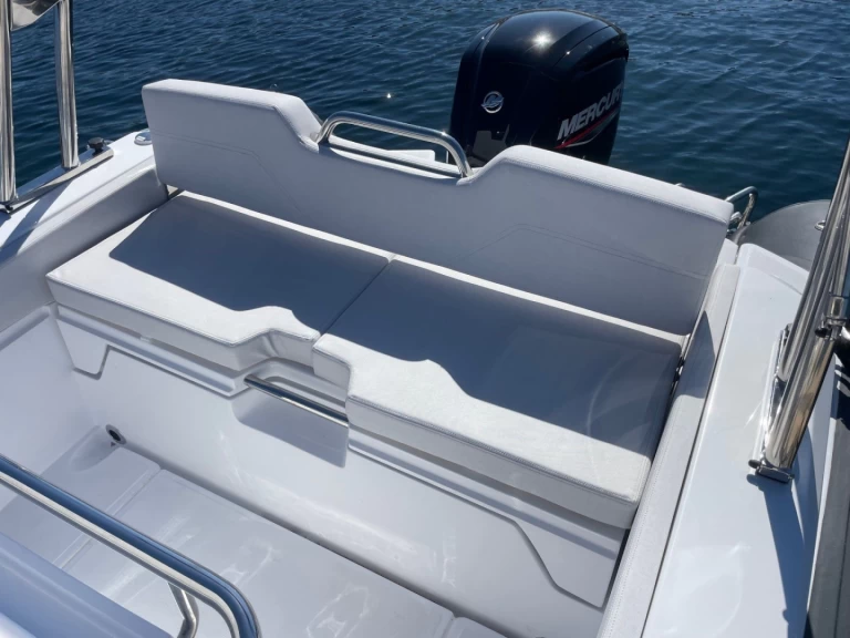 Hire a Joker Boat Coaster 580 Cavalaire-sur-Mer