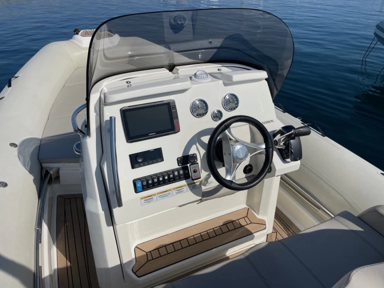 RIB to hire Cavalaire-sur-Mer at the best price