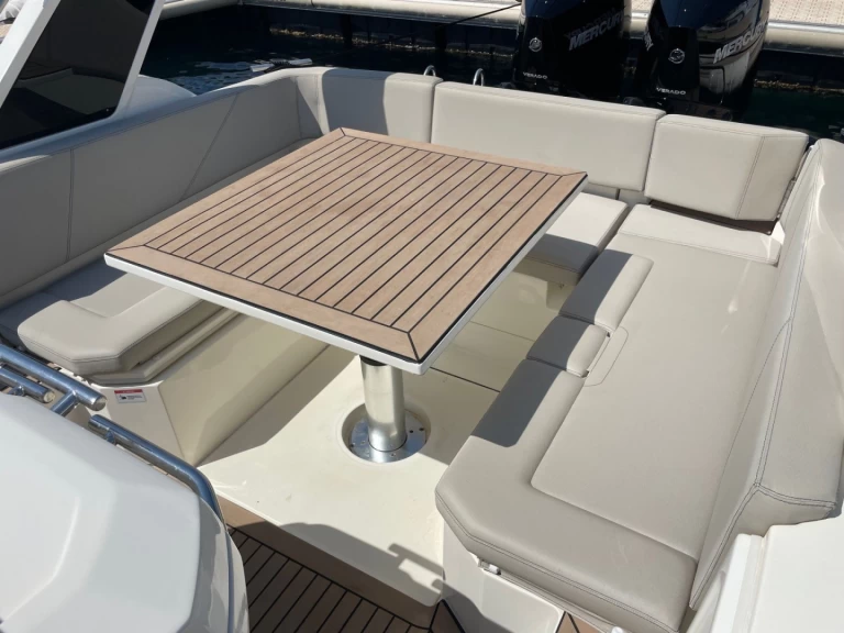 RIB to hire Cavalaire-sur-Mer at the best price