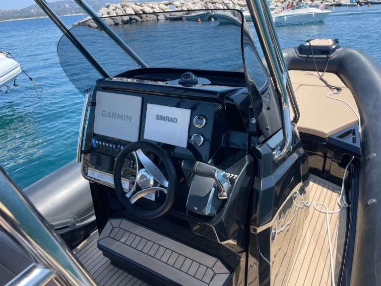 Yacht charter Cavalaire-sur-Mer - Joker Boat Clubman 30 on SamBoat