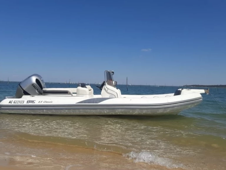 Charter a Bsc BSC 65 Classic in Grand Piquey on Samboat