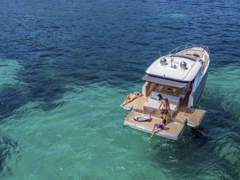 Charter a Jeanneau db 43 in Sorrento on Samboat