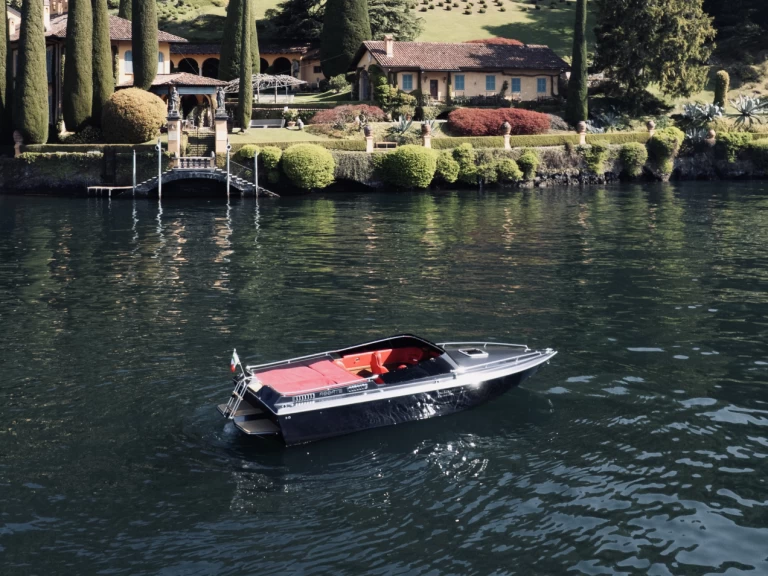 Charter a PRIMATIST By Bruno Abbate Primatist 23 in Como (City) on Samboat