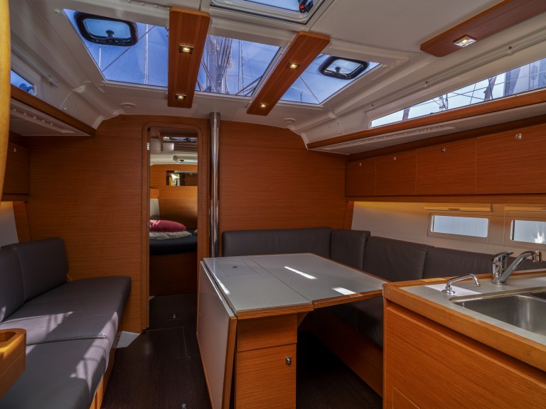 Hire Sailboat with or without skipper Dufour Olbia