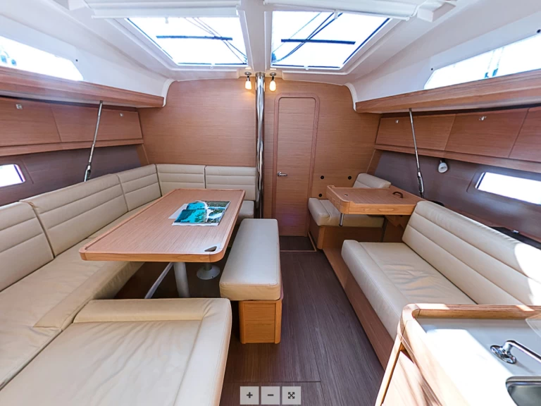 Yacht charter Olbia - Dufour Dufour 412 Grand Large on SamBoat