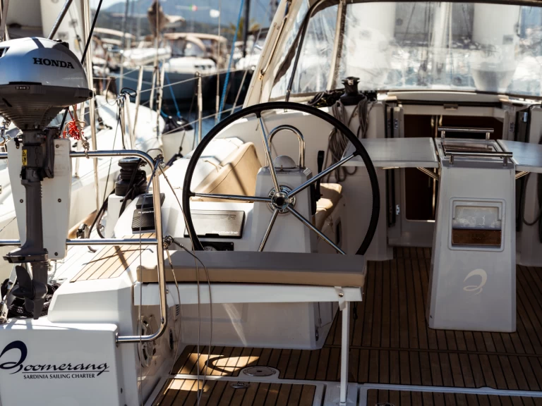 Sailboat to hire Olbia at the best price