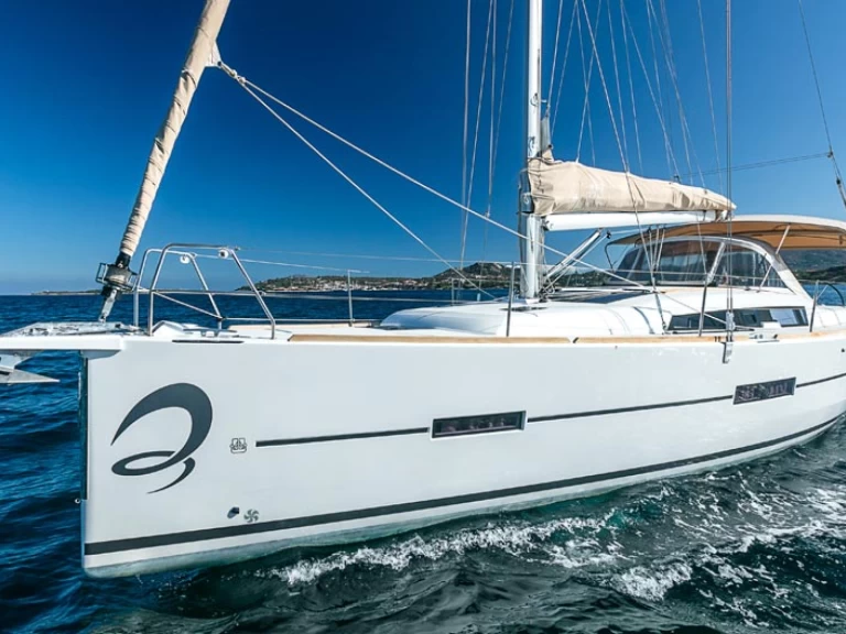 Charter a Dufour Dufour 412 Grand Large in Olbia on Samboat